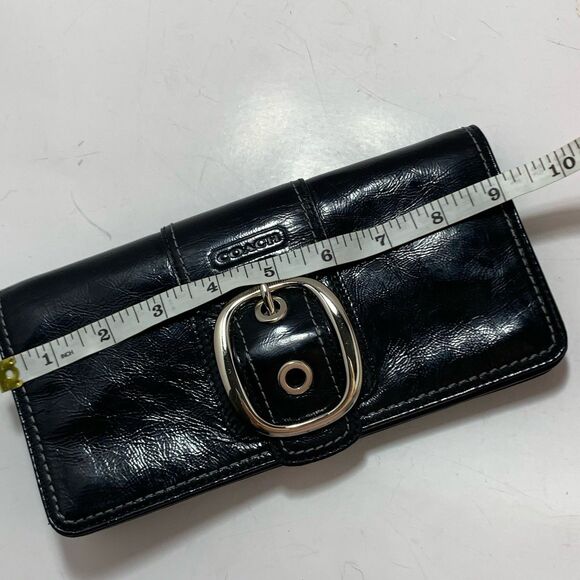 Coach Soho Black Leather Silver Buckle Multicompartment Wallet Womens - Picture 14 of 14